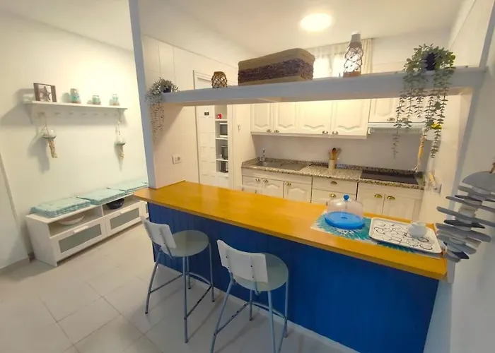 At 50 Meters From The 아파트 *